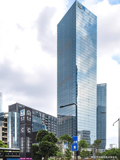 iFree卡：解锁多元金融服务，尽享便捷生活